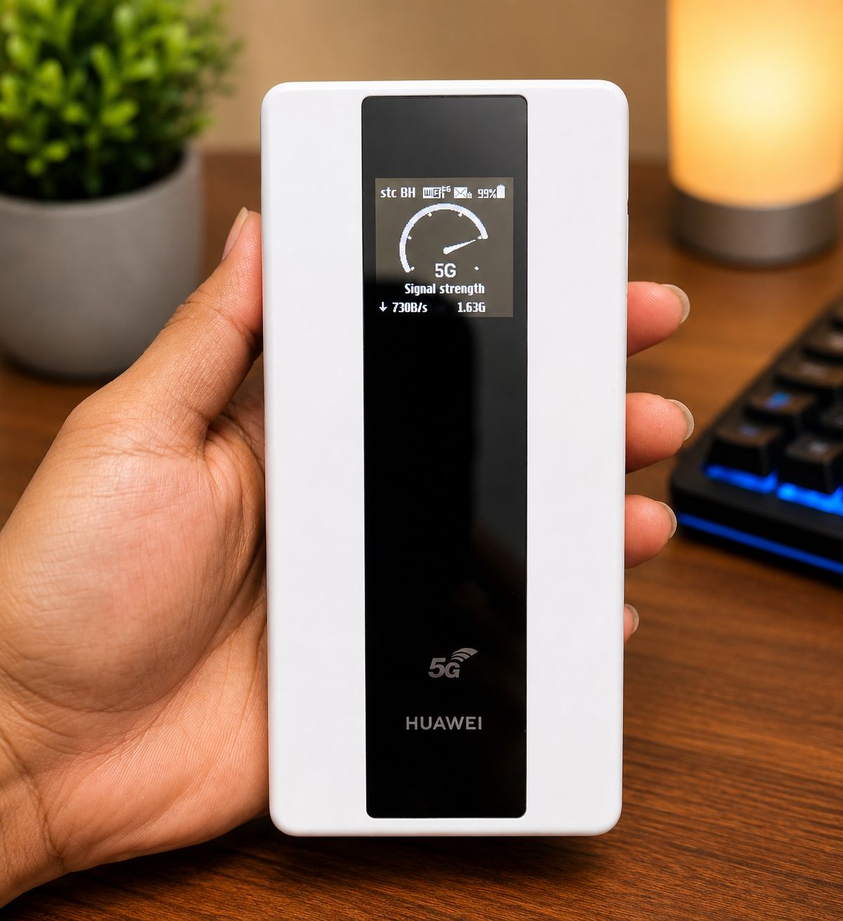 Huawei E6878-370 5G mifi white unlocked