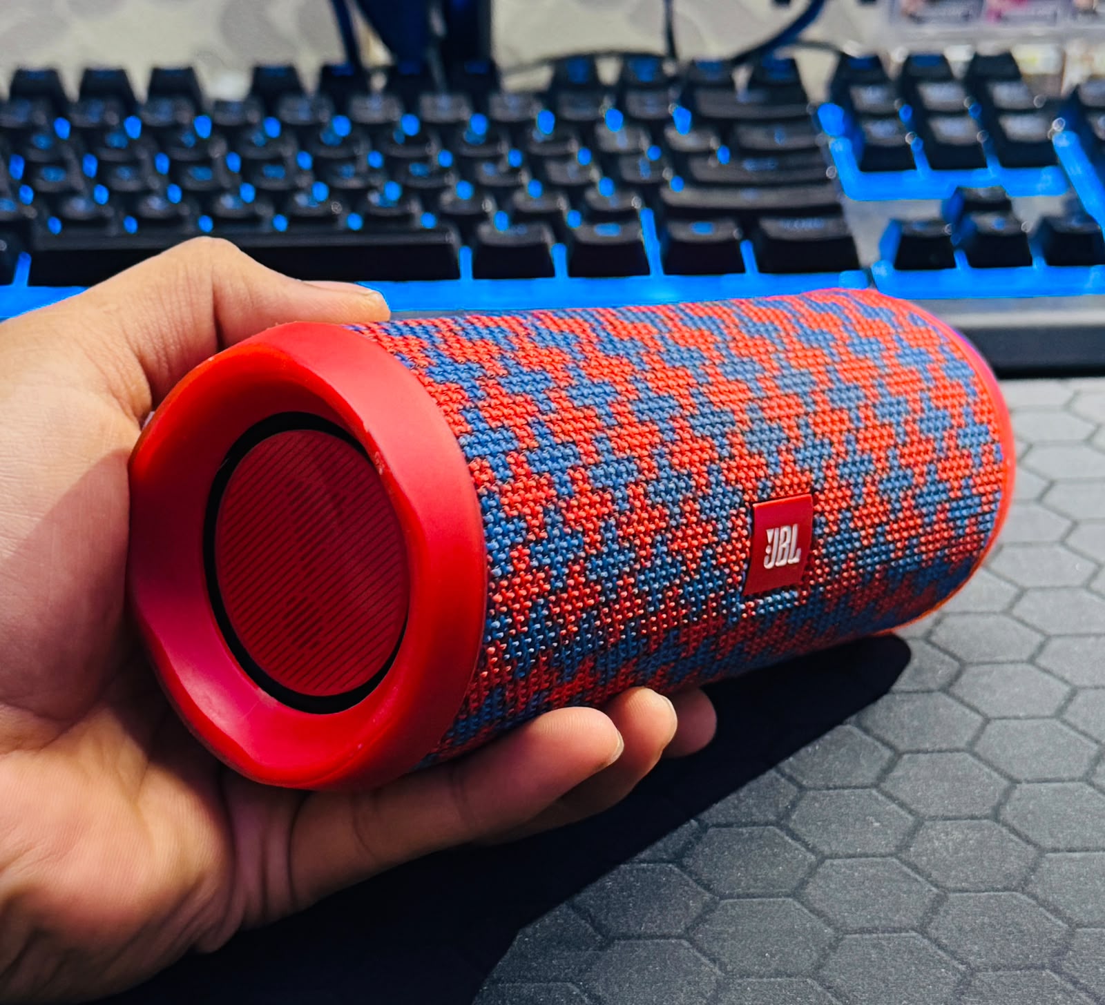 JBL FLIP4 Waterproof Portable Bluetooth Speaker Red