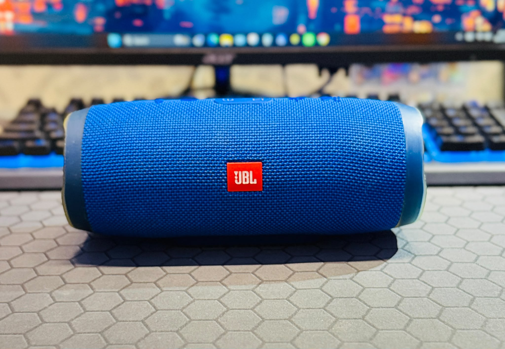JBL CHARGE 3 Portable Bluetooth Speaker